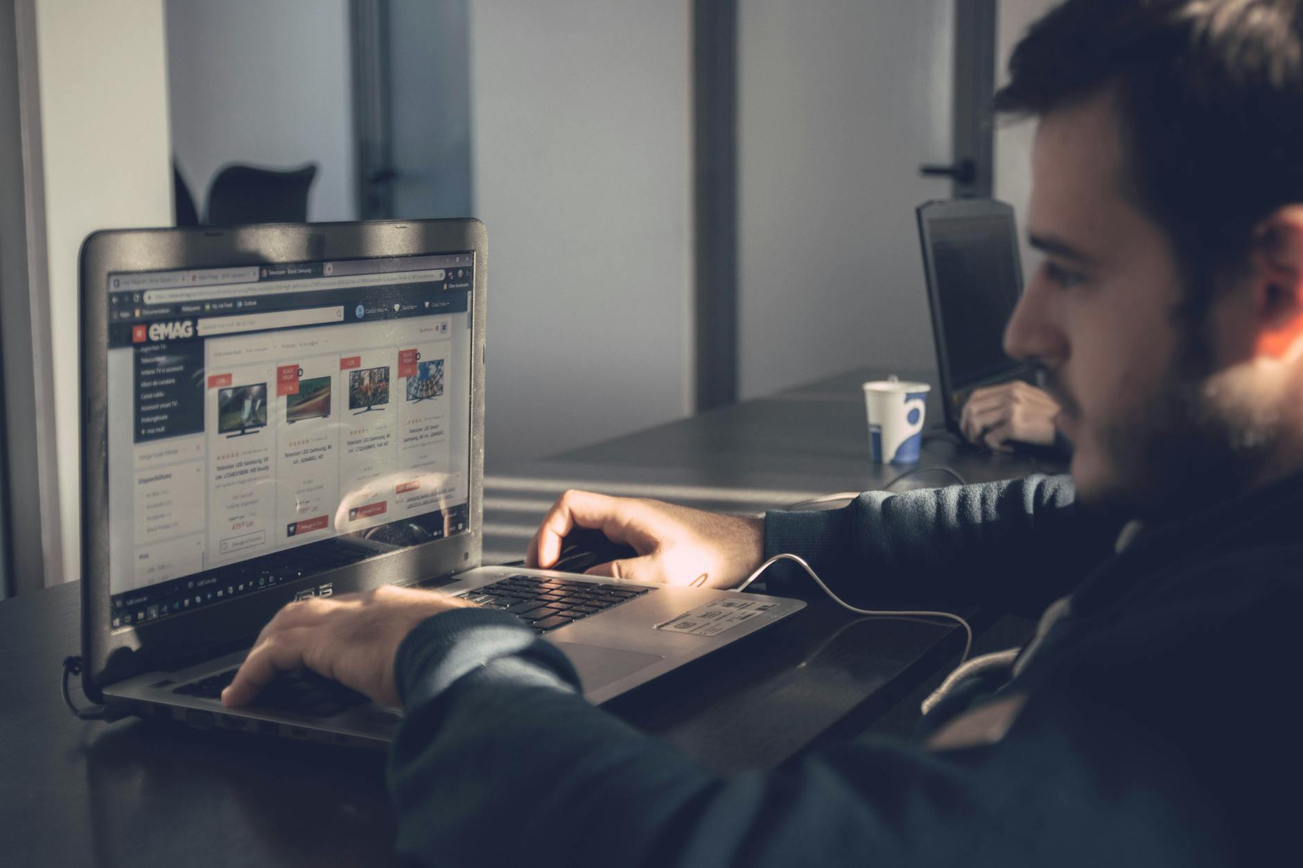 CRM para Assistência Técnica: Aumente Suas Vendas e Fidelize Clientes Sem Correr Atrás de Novos